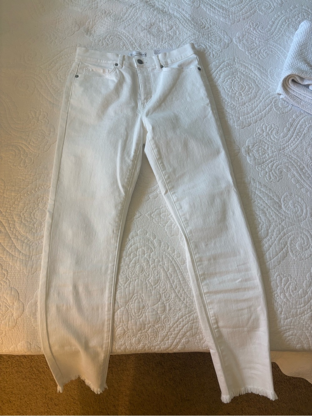 LOFT White Raw-Hem Skinny Jeans